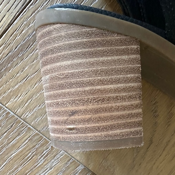 LUCKY BRAND Tovinna Block Heel Sandal In Black - Picture 9 of 12